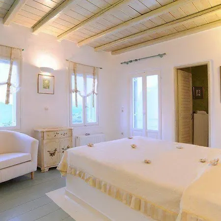 Thalia Vila Ornos (Mykonos)